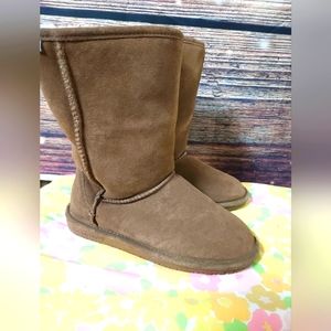 Bearpaw Boots